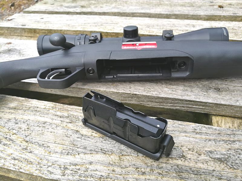 SAVAGE AXIS XP SR - 30-06 Cargador